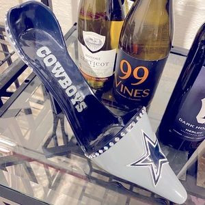 Dallas Cowboys High Heel Shoe Wine Bottle Holder